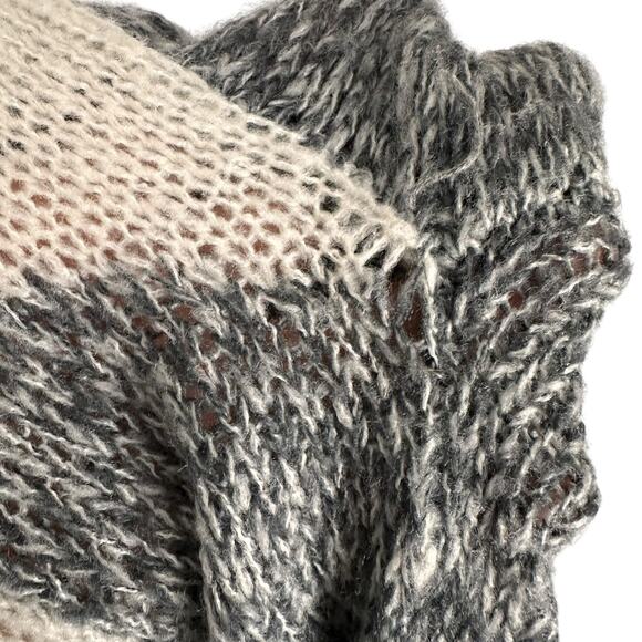 Nordstrom BP. Colorblock Gray Knit Boatneck Crop Sweater Size Medium - Picture 9 of 12